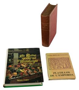 455  -  TRES LIBROS DE COCINA