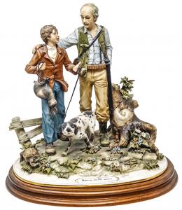 519  -  FIGURA EN PORCELANA CAPODIMONTE