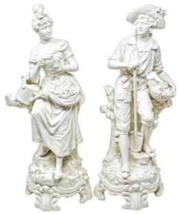 441  -   PAREJA DE FIGURAS DE PORCELANA CENTROEUROPEA