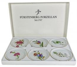 575  -  JUEGO DE SEIS PEQUEÑOS PLATITOS PORCELANA 