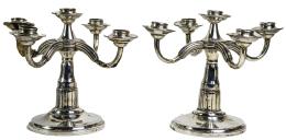 840  -  PAREJA DE CANDELABROS EN PLATA DEL PRIMER TERCIO DEL S.XX