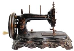 1068  -  MAQUINA DE COSER MACHINE Nº 2 CIRCA 1890