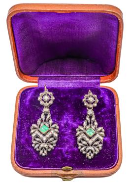 165  -  PENDIENTES CON DIAMANTES Y ESMERALDA DEL S.XIX