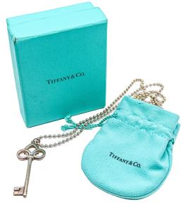 101  -  COLLAR CON COLGANTE DE TIFFANY & Co