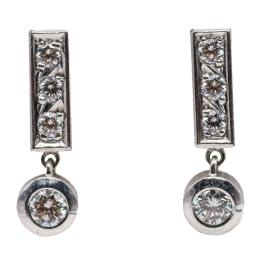 135  -  PENDIENTES LARGOS CON BRILLANTES