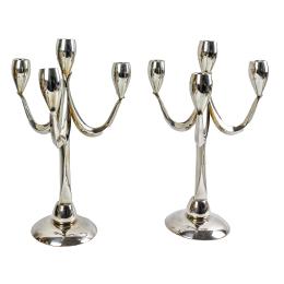 739  -  PAREJA DE CANDELABROS EN PLATA DEL ÚLTIMO CUARTO DEL S.XX