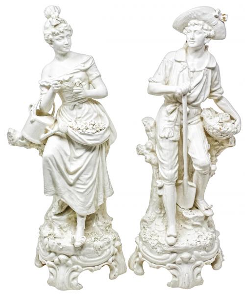  PAREJA DE FIGURAS DE PORCELANA CENTROEUROPEA