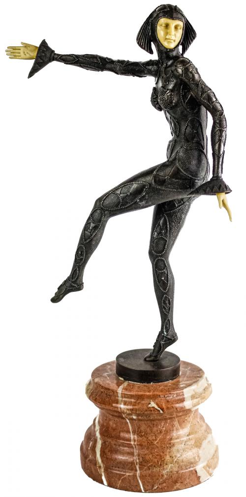 FIGURA ART NOUVEAU