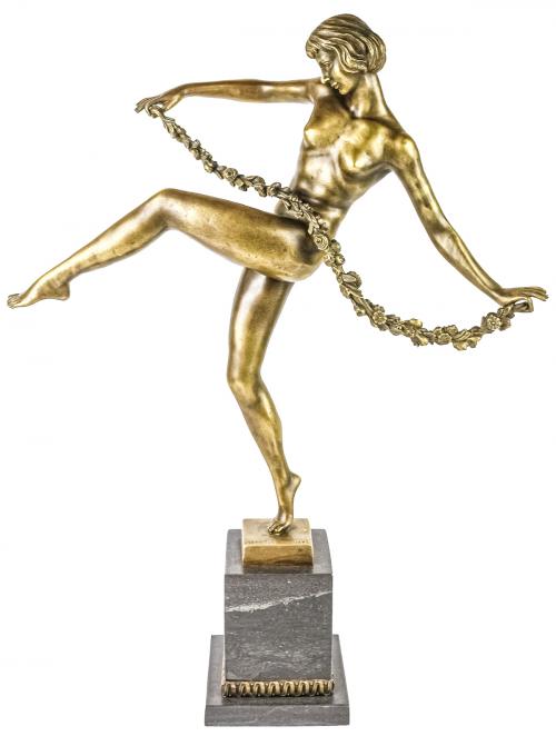 FIGURA EN BRONCE