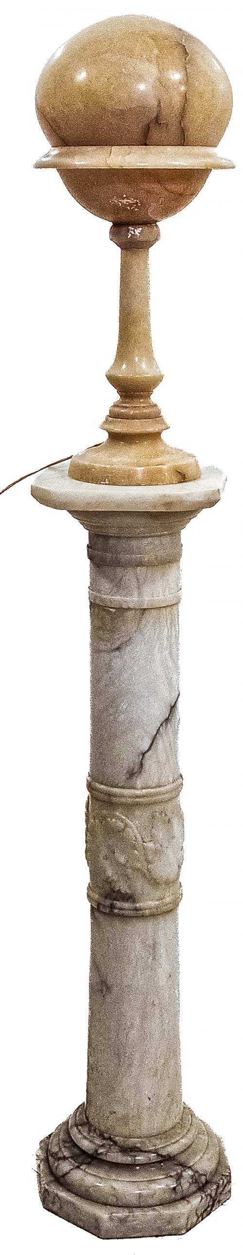 COLUMNA CON LÁMPARA DEL PRIMER TERCIO DEL S.XX