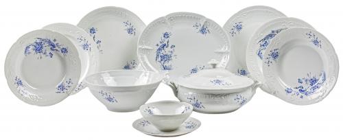 CONJUNTO DE PIEZAS DE VAJILLA LIMOGES DEL ÚLTIMO CUARTO S.XX