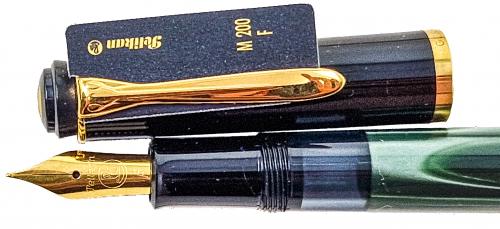 PLUMA PELICAN "M 200 F"