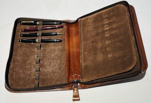 COLECCIÓN MONTBLANC Y ESTUCHE PIQUADRO