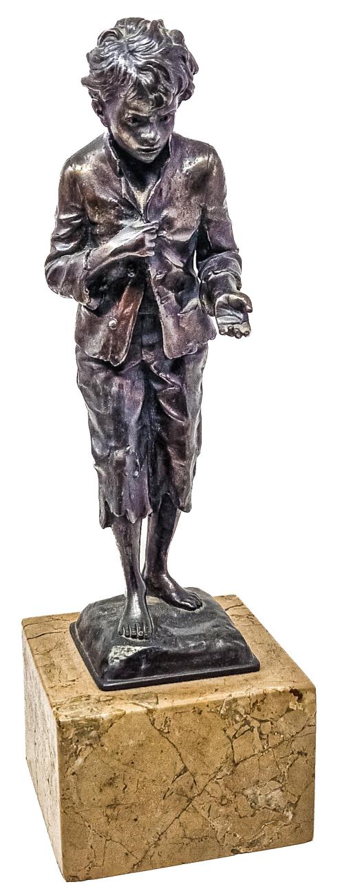 FIGURA EN BRONCE DE MEDIADOS DEL SIGLO XX