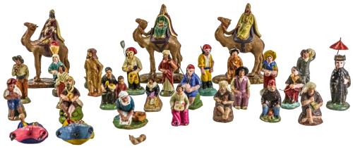 COLECCIÓN DE 29 FIGURITAS DE PESEBRE