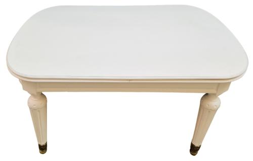 MESA DE COMEDOR DEL PRIMER CUARTO DE SIGLO XX