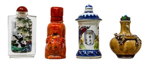 CUATRO PERFUMEROS ORIENTALES DEL ÚLTIMO CUARTO DEL S.XX