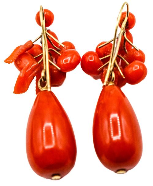 PENDIENTES CON CORAL DEL S.XIX