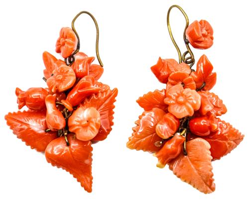 PENDIENTES CON CORAL DEL S.XIX