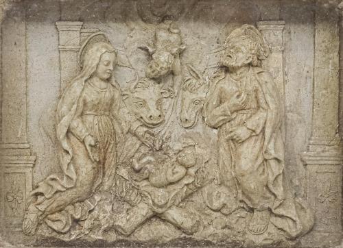 CUATRO PEQUEÑOS PLAFONES EN RELIEVE DE PRINCIPIOS DEL S.XIX