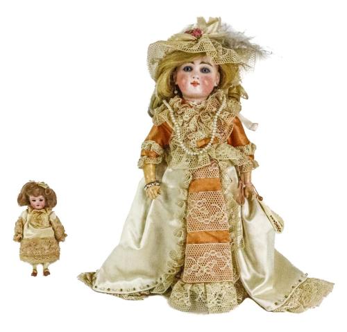 MUÑECA FRANCESA Y MUÑEQUITA DE PRINCIPIOS DEL S.XIX