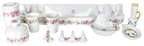 CONJUNTO DE BAÑO EN PORCELANA DE MEDIADOS S.XX           