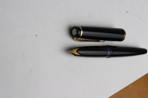 PLUMA MONTBLANC AÑOS 60