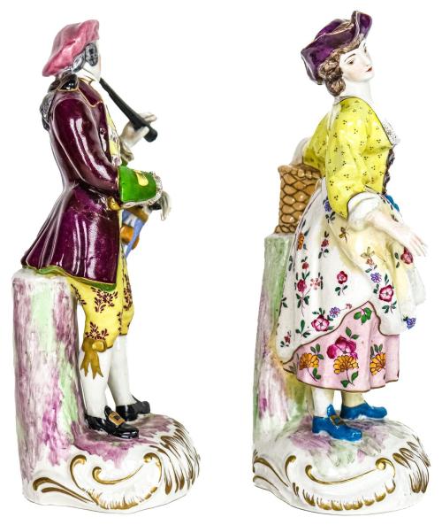 PAREJA DE FIGURAS DE PRINCIPIOS DEL S.XX