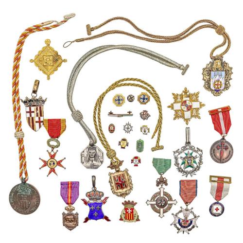 COLECCIÓN DE MEDALLAS E INSIGNIAS DE PPS. DEL S.XX