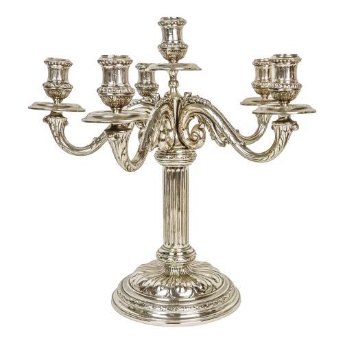 GRAN CANDELABRO EN PLATA DE MEDIADOS DE S. XX