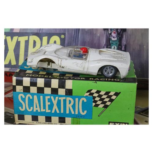 LOTE VARIADO DE ESCALEXTRIC 