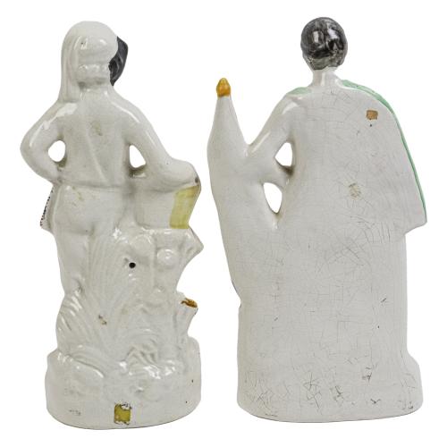 DOS FIGURAS DE  PORCELANA STAFFORD DE PRIMERA MITAD DE S. XX